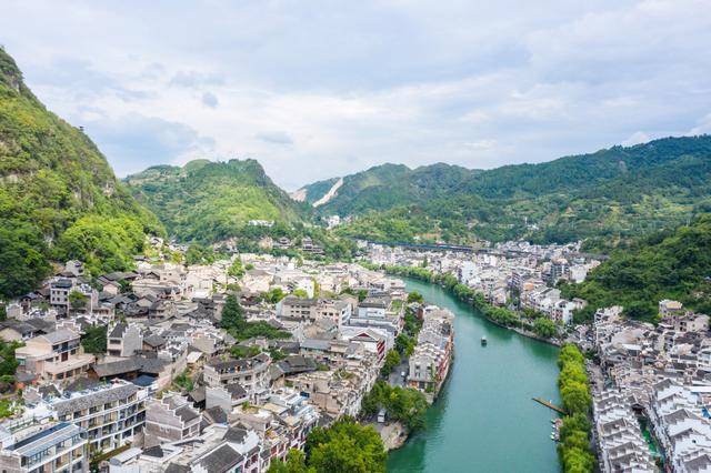 游5天报价多少这篇省钱攻略一定要看麻将胡了app和闺蜜去贵州报团旅(图3) 游5天报价多少这篇省钱攻略一定要看麻将胡了app和闺蜜去贵州报团旅(图3)